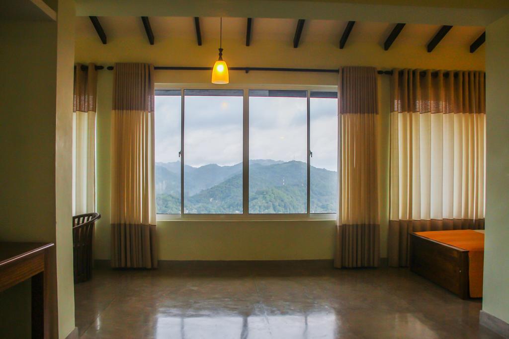 Канди: Jack Tree Lodge