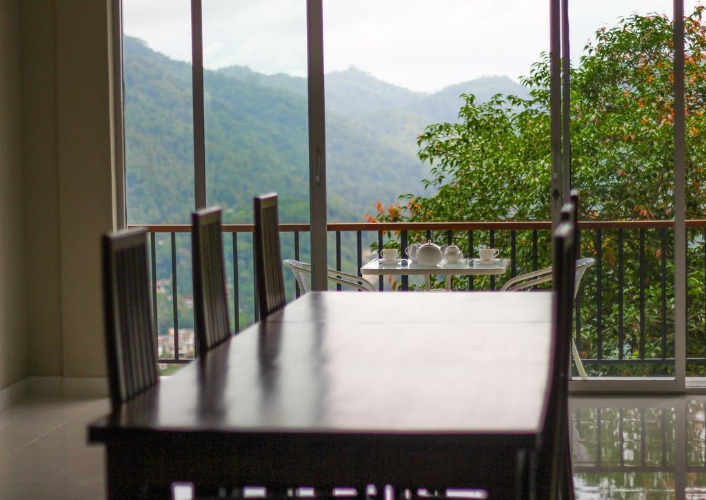 Канди: Jack Tree Lodge