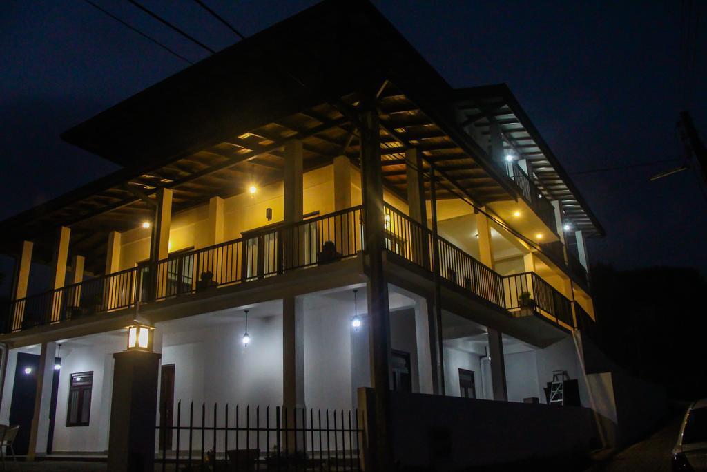 Канди: Jack Tree Lodge