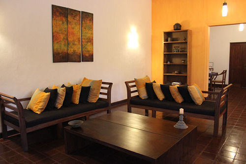 Гора Lavinia: The Margosa Residencies