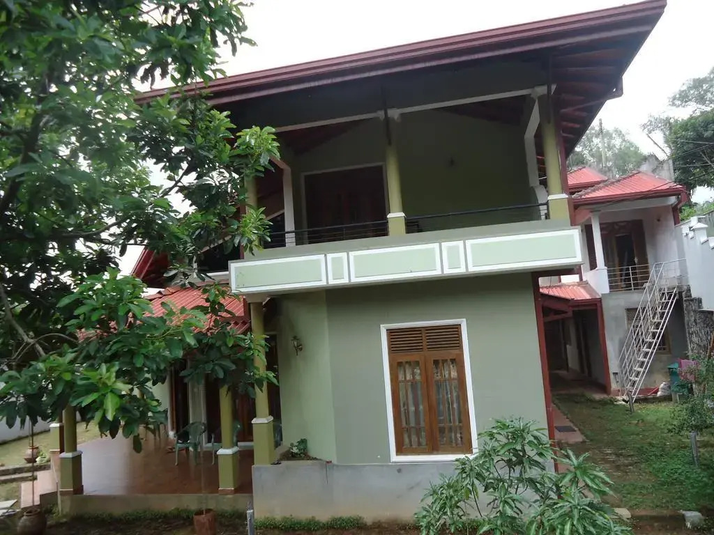 Бандаравела: Mountains Edge Holiday Inn & Family Bungalow