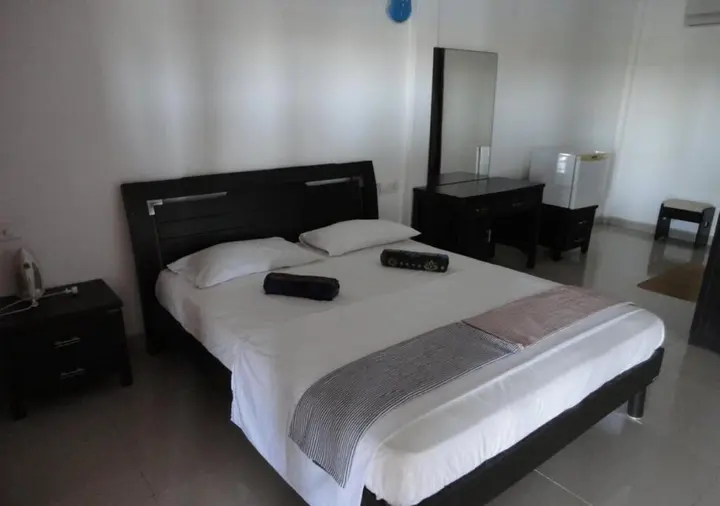 Аругам-Бэй: Yoho Hotel Arugambay Beach Inn