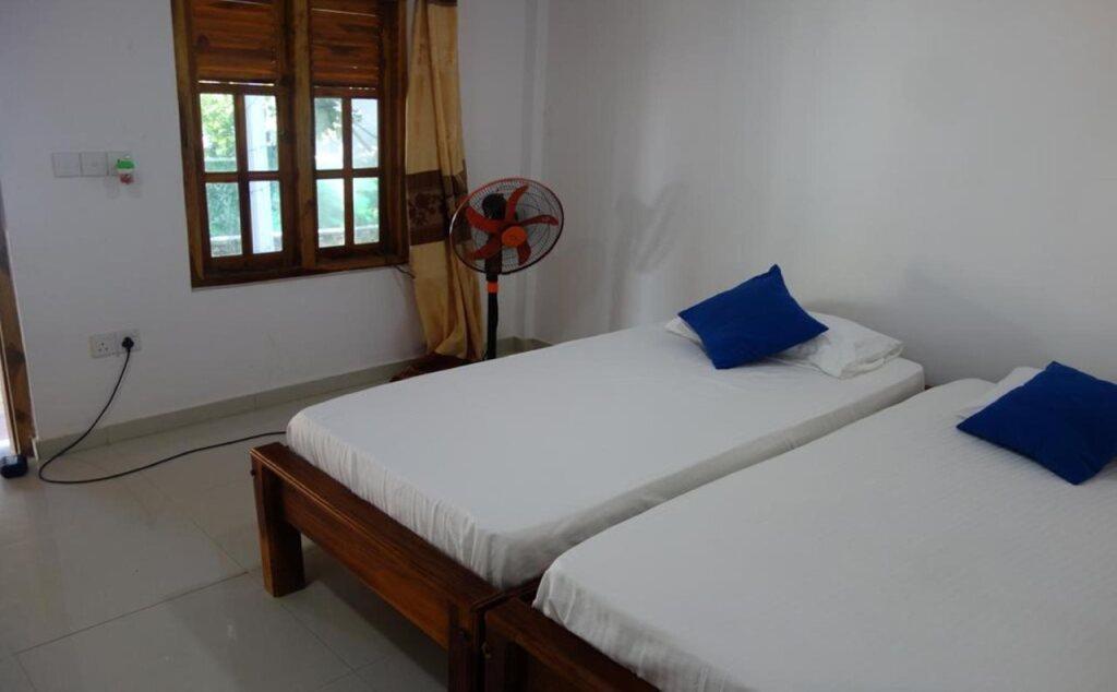 Аругам-Бэй: Yoho Hotel Arugambay Beach Inn