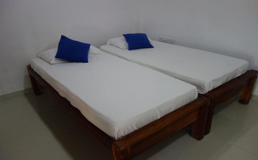 Аругам-Бэй: Yoho Hotel Arugambay Beach Inn