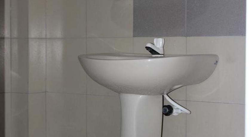 Катарагама: Siriliya Kale Seya Hotel