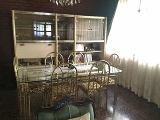 Коломбо: Hector & Manel's Home