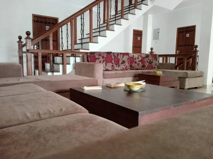 Канди: Liyya Residence