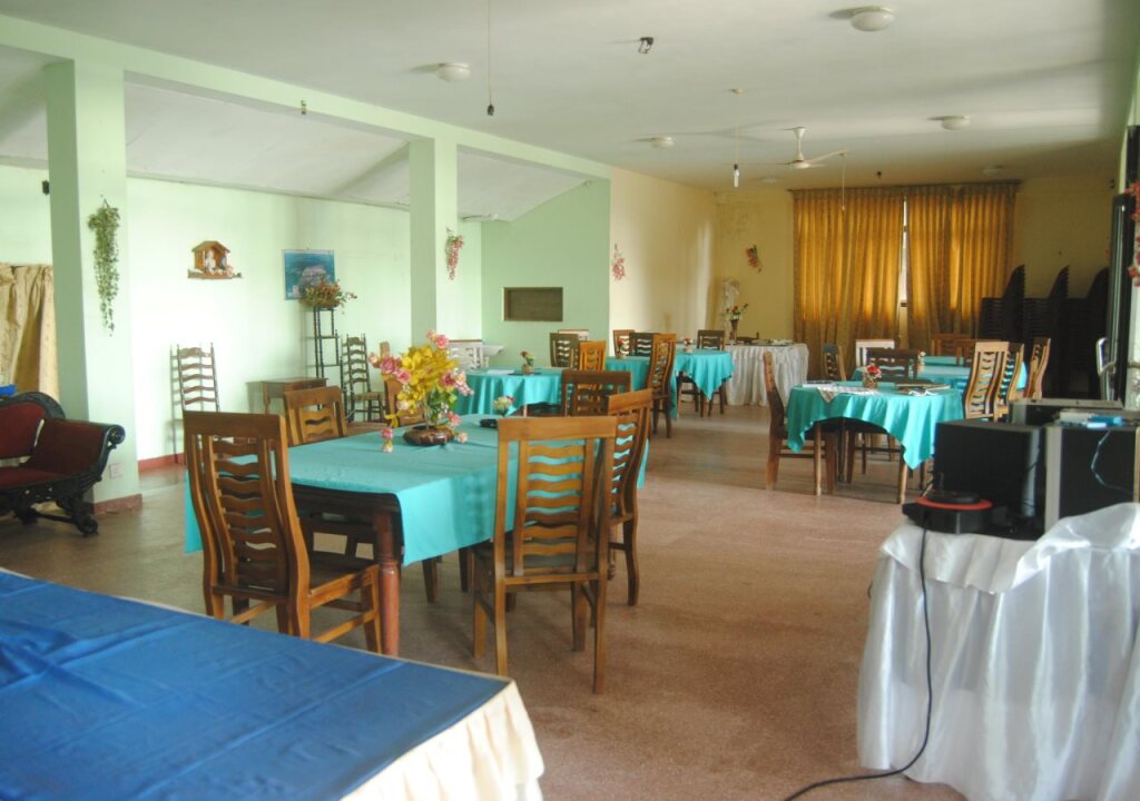 Lily Restaurant and Inn — фото 4