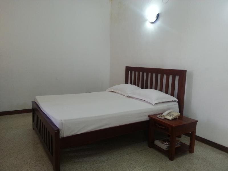 Гора Lavinia: Hotel 12