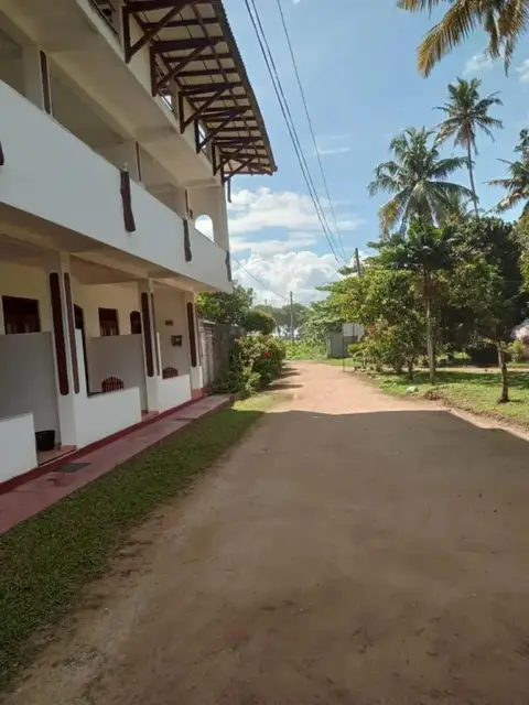 Relax Holiday Home & Tatyana House, Midigama — фото 1