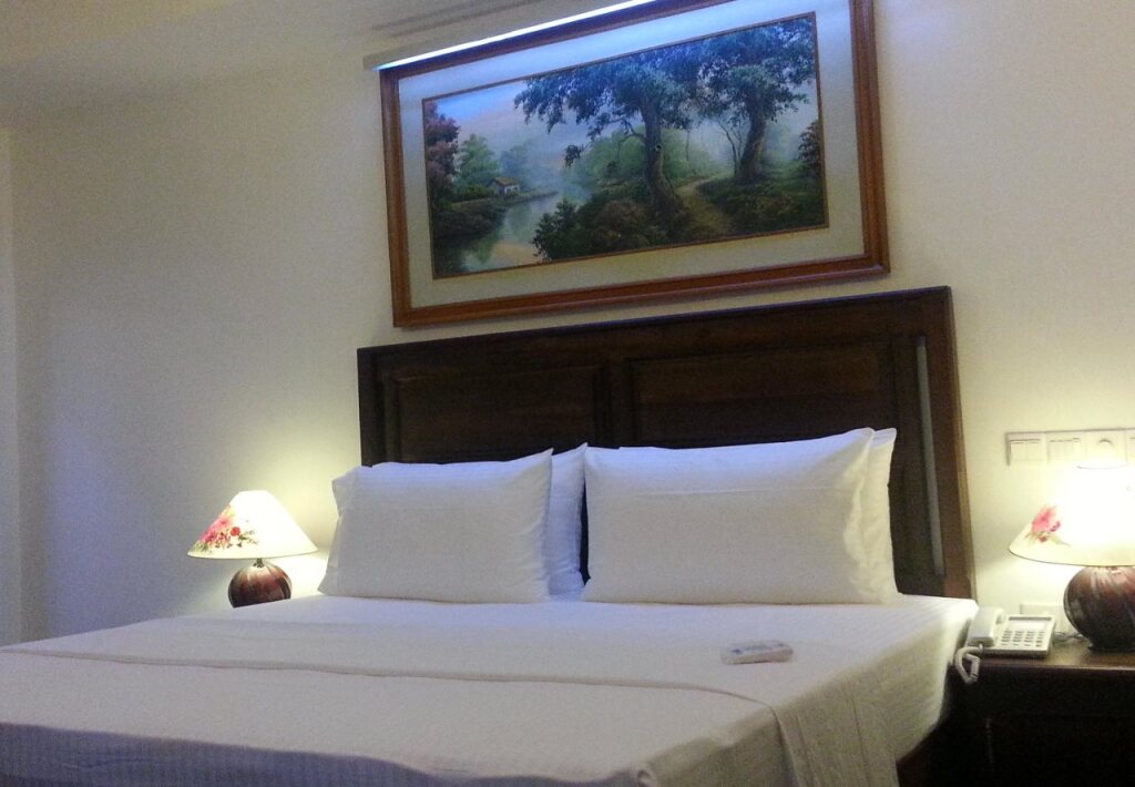 Мирисса: Paragon Beach Resort Mirissa