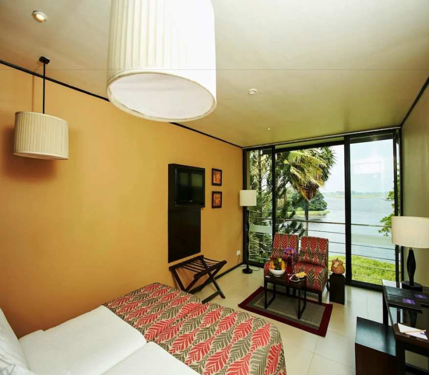 Киринда: Cinnamon Safari Yala Tours