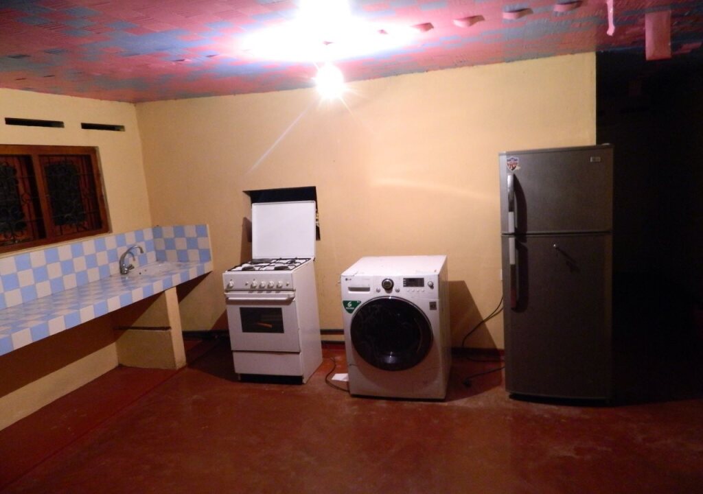 Поддана: Sinharaja Hostel