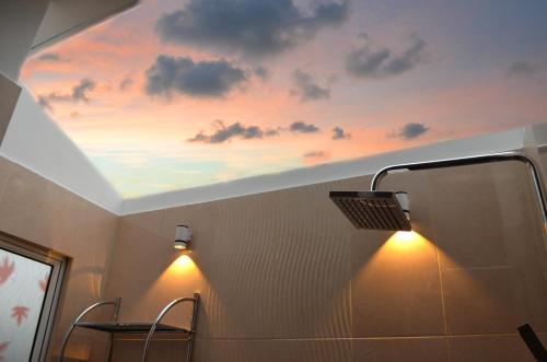 Гора Lavinia: Sky Room