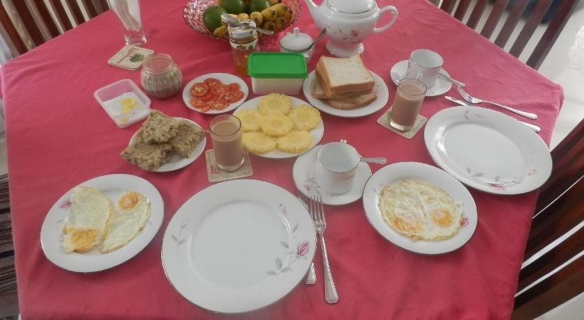 Негомбо: Waja Bed & Breakfast