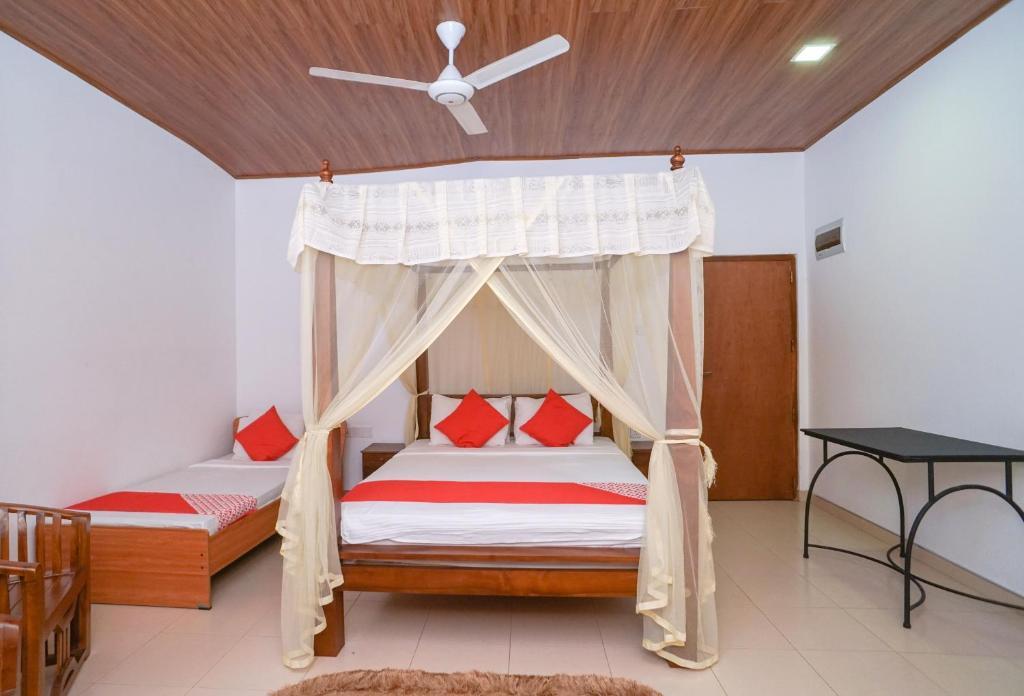 Мирисса: Hotel Mirissa Regent