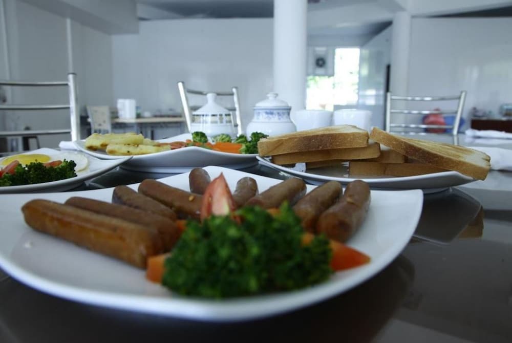 Мирисса: Hotel Mirissa Regent