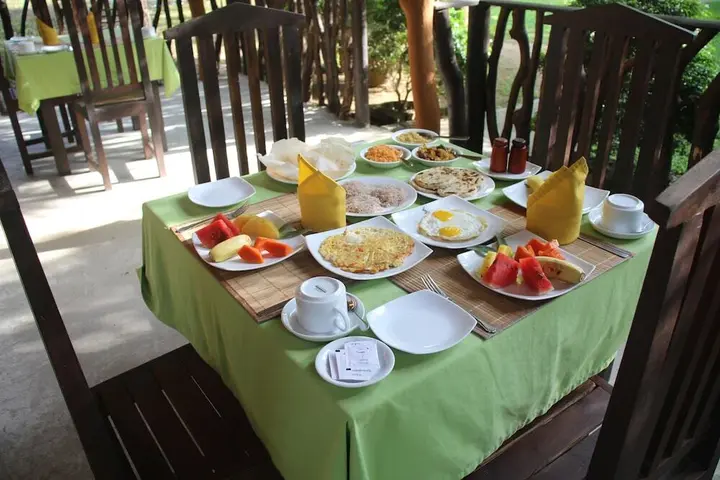 Тиссамахарама: The Grand Yala Hotel