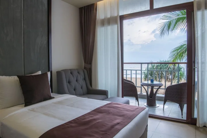 Панадура: Jie Jie Beach Hotel