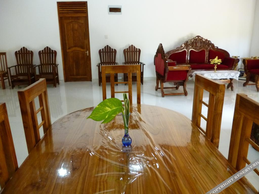 Удавалаве: Serene Home Stay