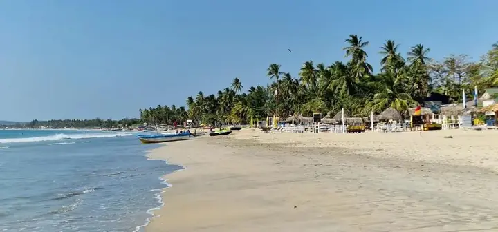 Тринкомали: Lucky Beach Resort