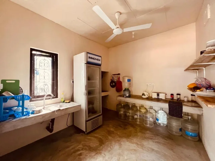 Аругам-Бэй: Little Lagoon Hostel