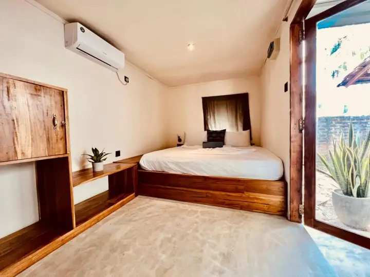 Аругам-Бэй: Little Lagoon Hostel