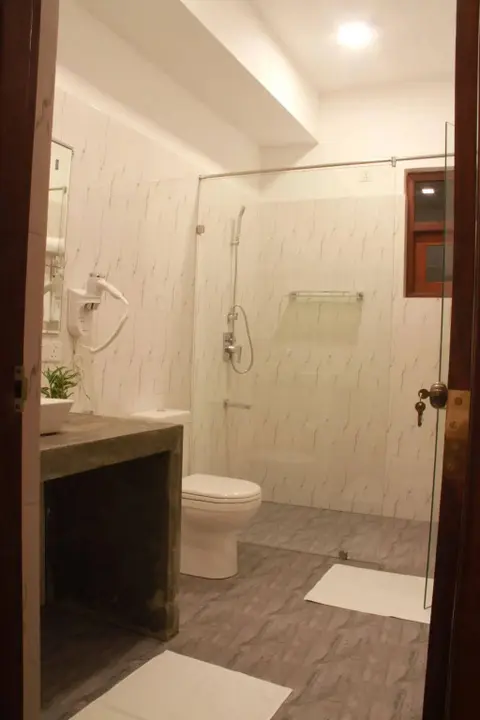 Сигирия: Hotel Wewa Addara