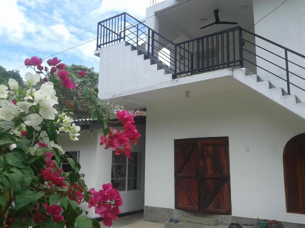 Унаватуна: Aluthgedara Guest House