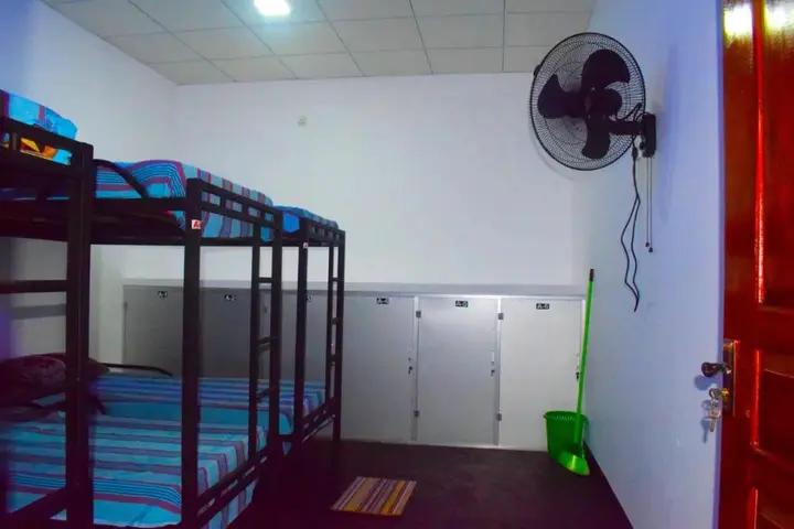 Тринкомали: Hotel Angel Inn Beach