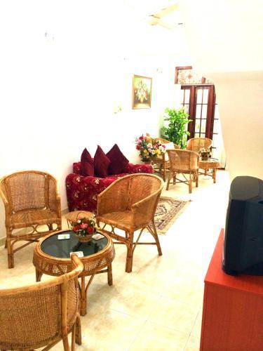 Гора Lavinia: A Beach Home away from Home