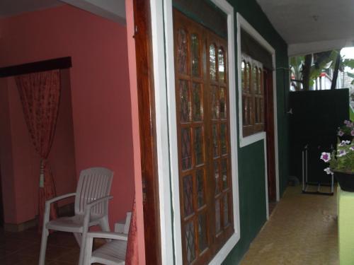 Канди: Sadhara Apartment