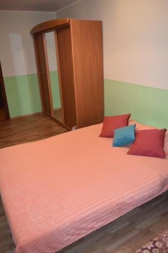 Архангельск: Apartment Loginova 26