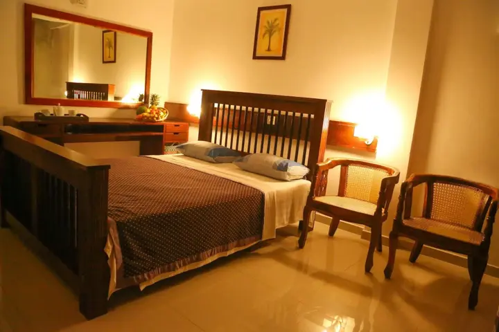Хиккадува: Mamas Coral Beach Hotel & Restaurant
