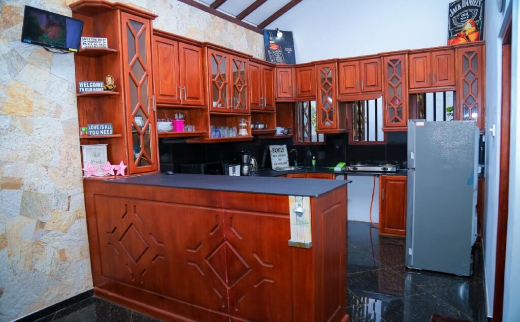 Хиккадува: Bora Bora Amore Villa