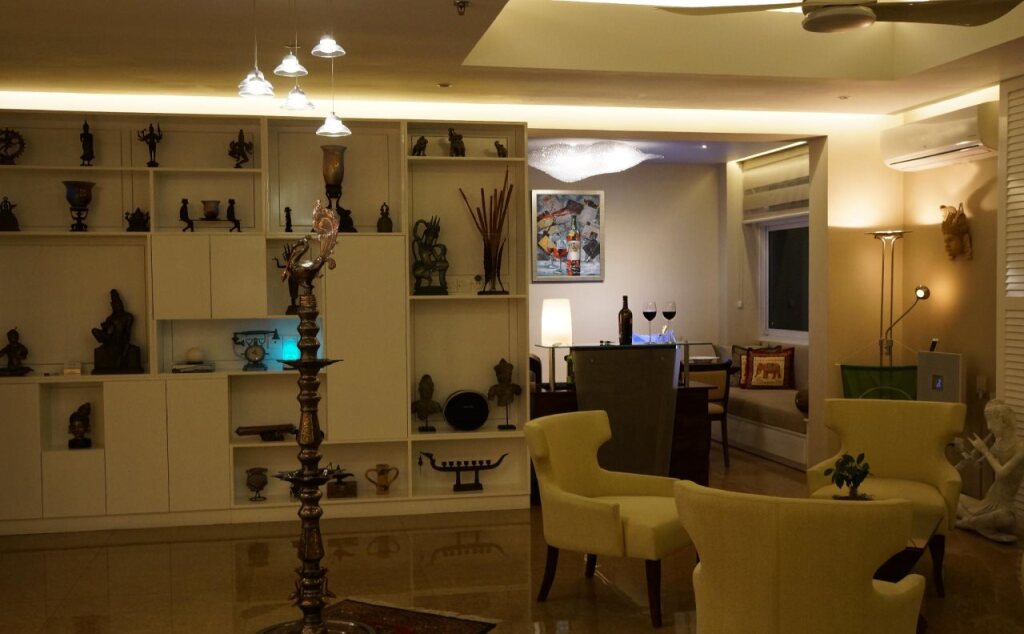 Гора Lavinia: The Penthouse Above Sea