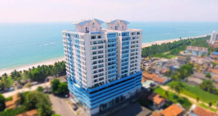 Гора Lavinia: The Penthouse Above Sea