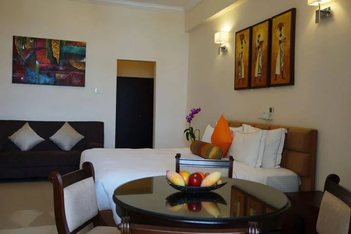 Гора Lavinia: The Penthouse Above Sea