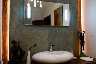Гора Lavinia: The Penthouse Above Sea