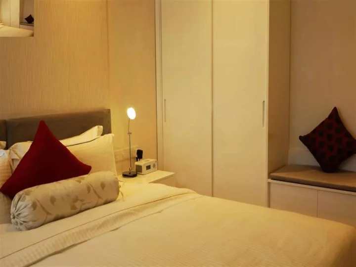 Гора Lavinia: The Penthouse Above Sea