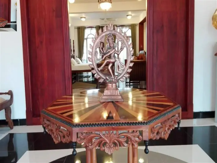 Шри-Джаяварденепура-Котте: Richmond House Colombo