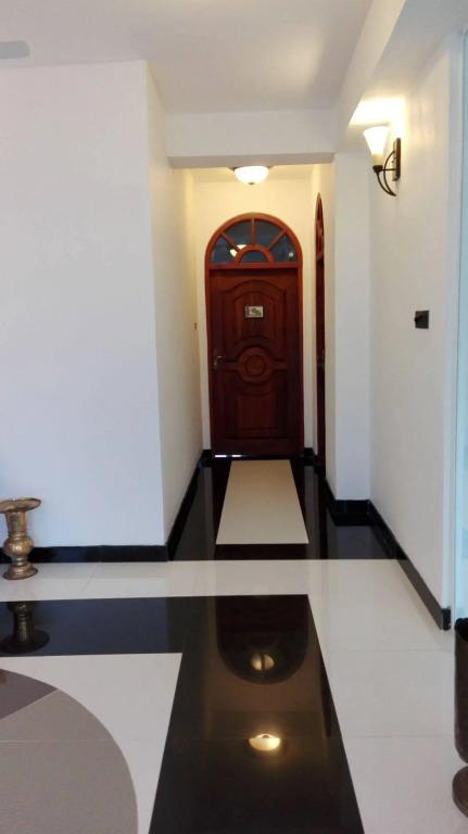 Шри-Джаяварденепура-Котте: Richmond House Colombo