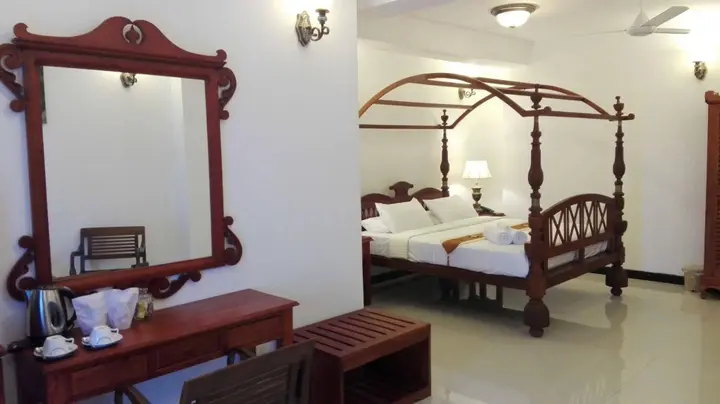 Шри-Джаяварденепура-Котте: Richmond House Colombo