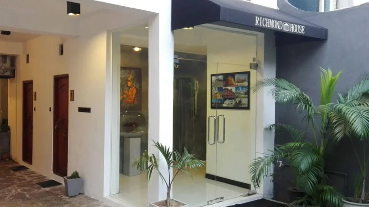 Шри-Джаяварденепура-Котте: Richmond House Colombo
