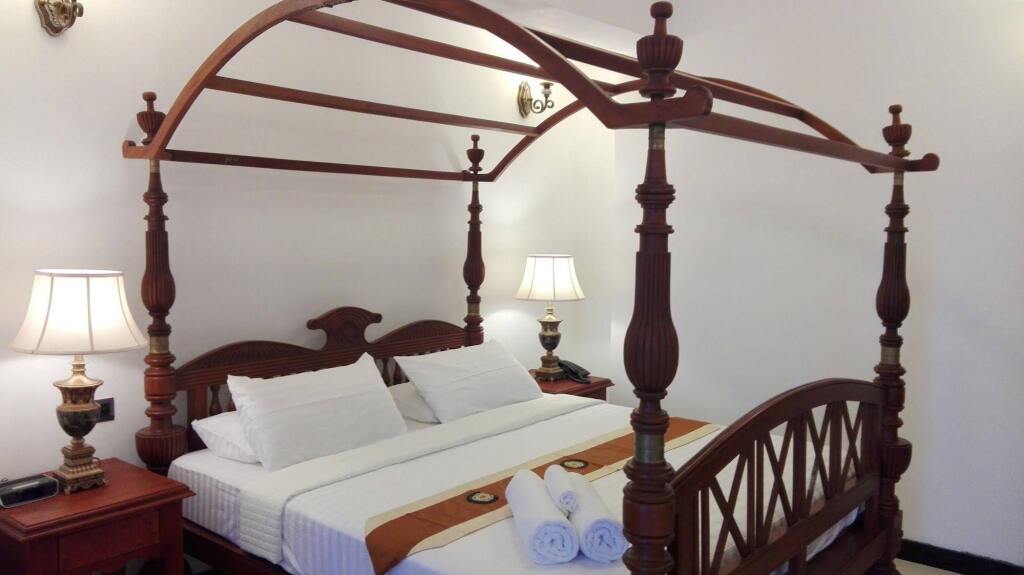 Шри-Джаяварденепура-Котте: Richmond House Colombo