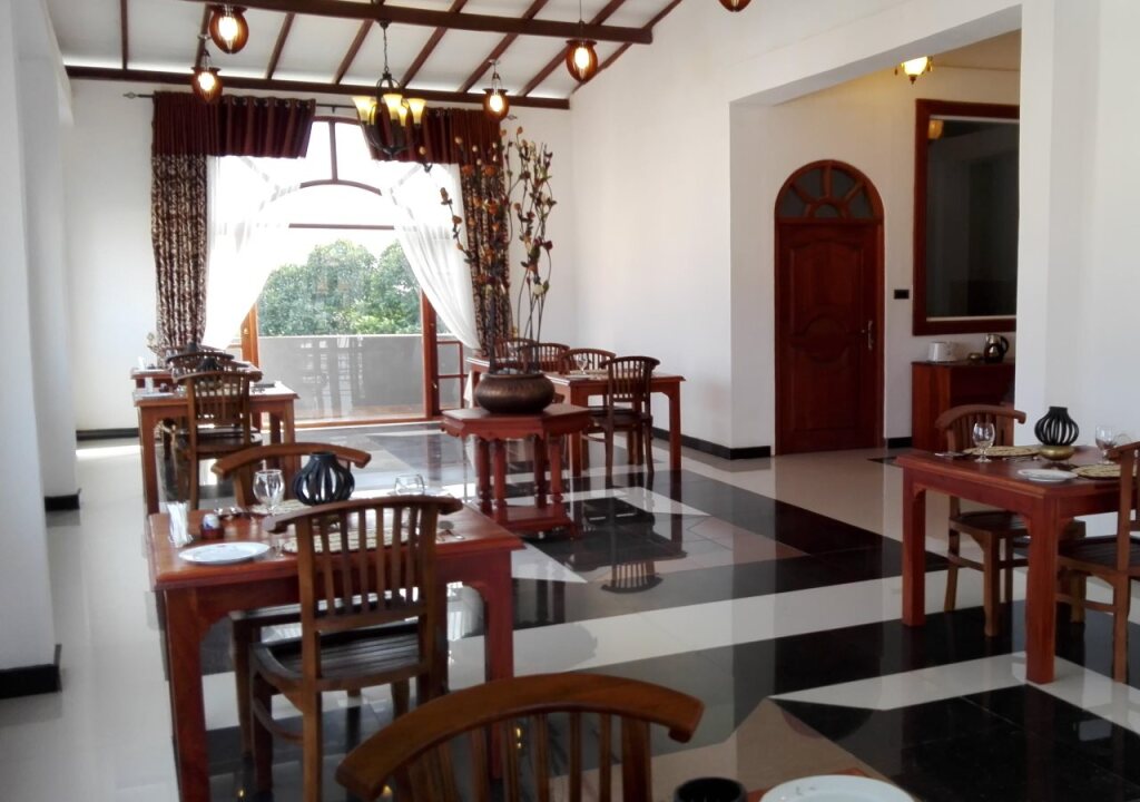 Шри-Джаяварденепура-Котте: Richmond House Colombo