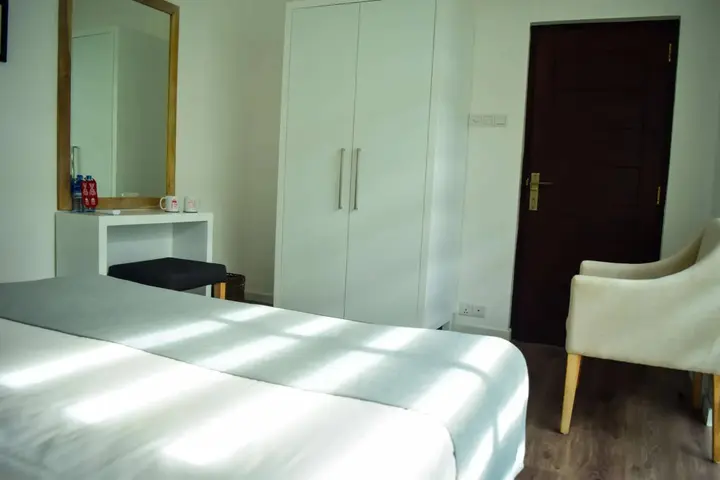 Коломбо: ZEN Rooms Wellawatte Beach Colombo