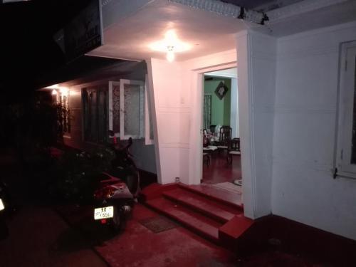 Ахангама: Rathna Villa Matara