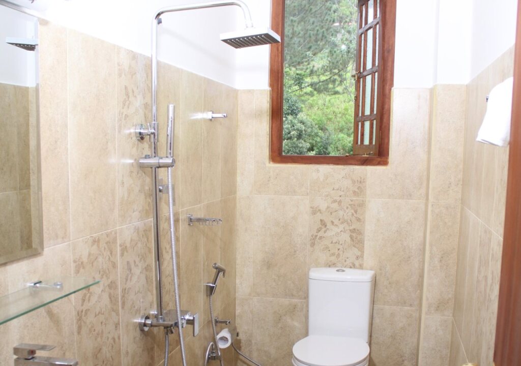 Элла: Hotel City Grand Ella