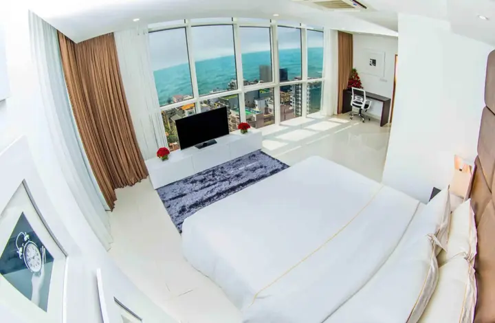 Коломбо: Platinum One Suites